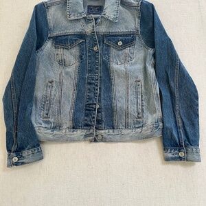 Abercrombie & Fitch Two-Tone Denim Jacket Women's Size Medium Cropped Blue